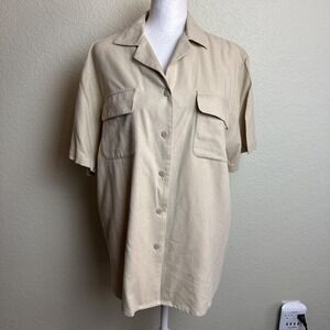 Bogart Women's‎ Top Beige Size M 100% Silk Short Sleeves Button Front Pockets